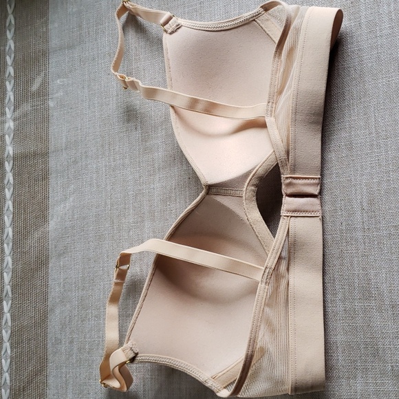 Lively  beige padded not wired bra size 34A - Picture 3 of 4